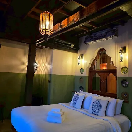 Siamotif Boutique Hotel Bangkok Exterior photo